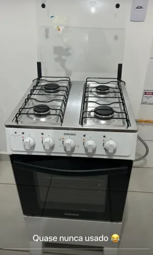 Fogão semi novo 
