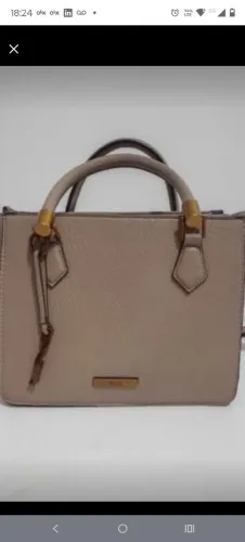 Bolsa santa Lolla nude. Semi nova. Ótima para o dia a dia. Tamanho médio.