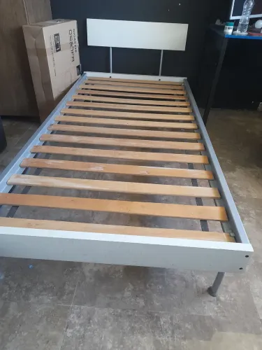 Cama de Solteiro Tok Stok