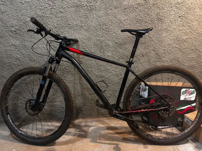 Bicicleta Canondale Trail 7