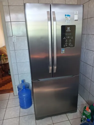 Geladeira french door porta dupla 110V