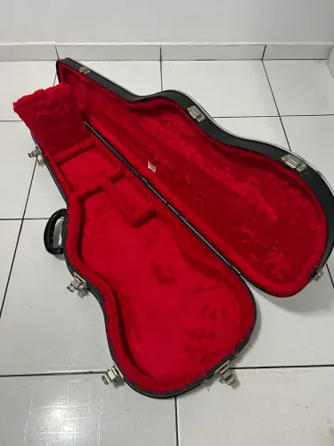 Case Fender Stratocaster