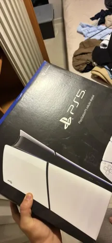 PS5 Digital Slim