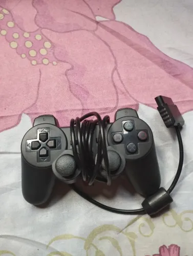 Vendo controle ps2 (paralelo) tudo funcionando, apenas o cabo está um pouco frouxo