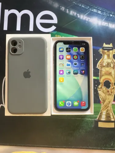 iPhone 11