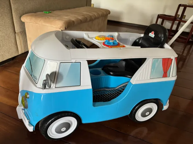 Carrinho Kombi para crianças 