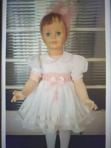 Boneca amiguinha antiga