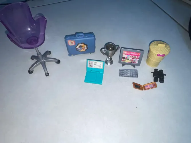 Kit acessórios para casa de boneca