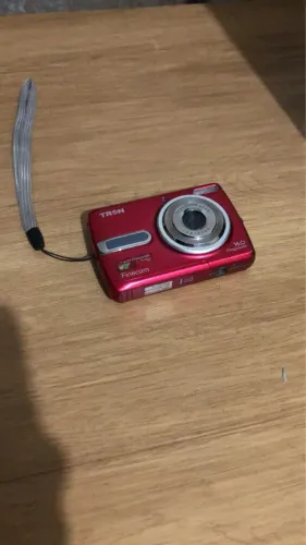 Câmera Digital Tron Finecam FL160 - 16MP Vermelha (Estilo Vintage/Y2K)