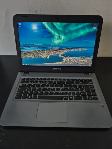 Notebook Compaq CQ-15 Celeron 4GB HD 500GB + carregador