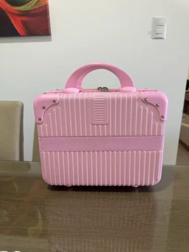maleta de mão frasqueira de viagem rosa 