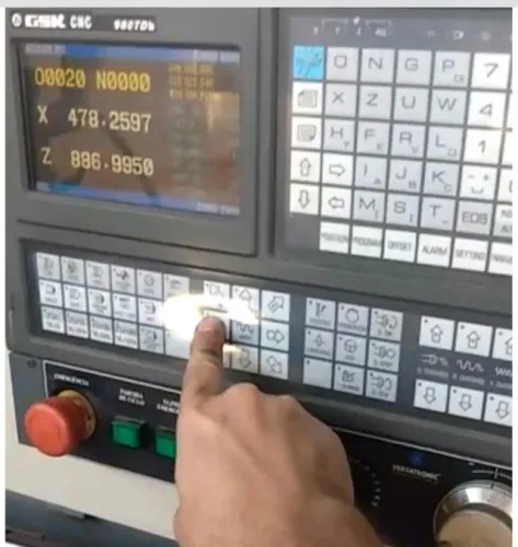RETIFICA CILÍNDRICA CNC SULMECÂNICA RCP 1000