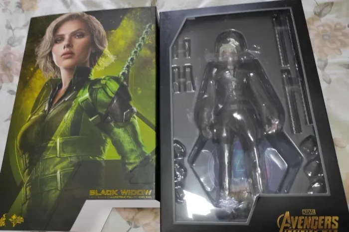 Hot toys Viúva Negra Black widow infinity War avengers vingadores guerra infinita Marvel 