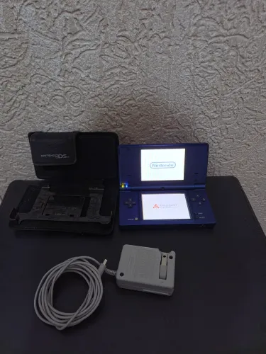 Nintendo DSi Azul Original + Carregador + Case