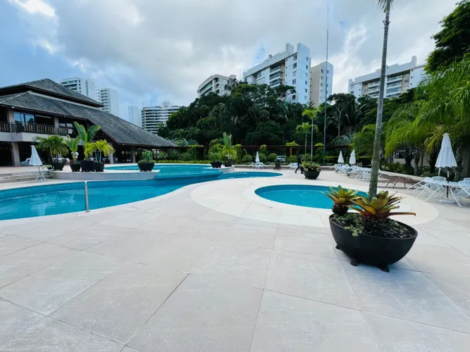 TERRENO EM CONDOMINIO RESIDENCIAL em SALVADOR - BA, ALPHAVILLE I