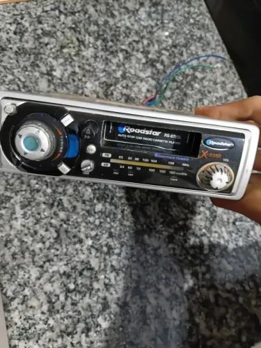 Rádio Antigo Roadstar RS-670SL Restaurado Parcialmente, (POR FAVOR LER A DESCRIÇÃO)