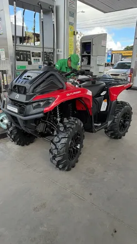 Quadriciclo XMR 700 Can-Am