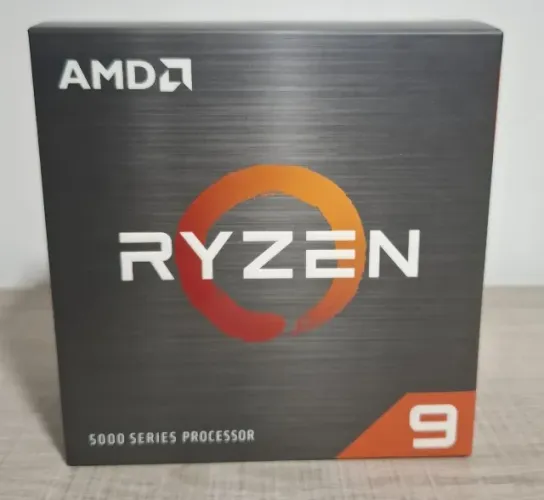 AMD Ryzen 9 5900X 