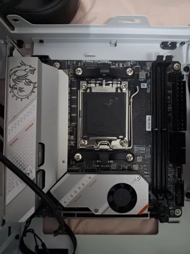 (LEIA) Placa Mãe itx