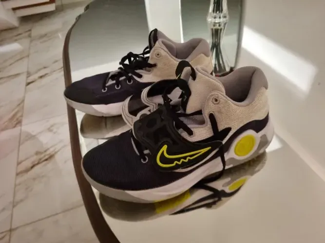 Tenis Nike Kd Tray 44
