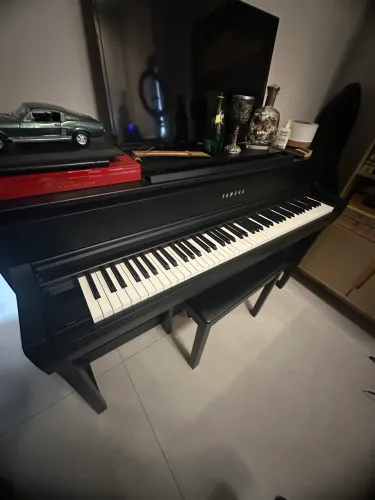 Vendo piano Yamaha CPL 775 - URGENTE DE R$27k por R$16k