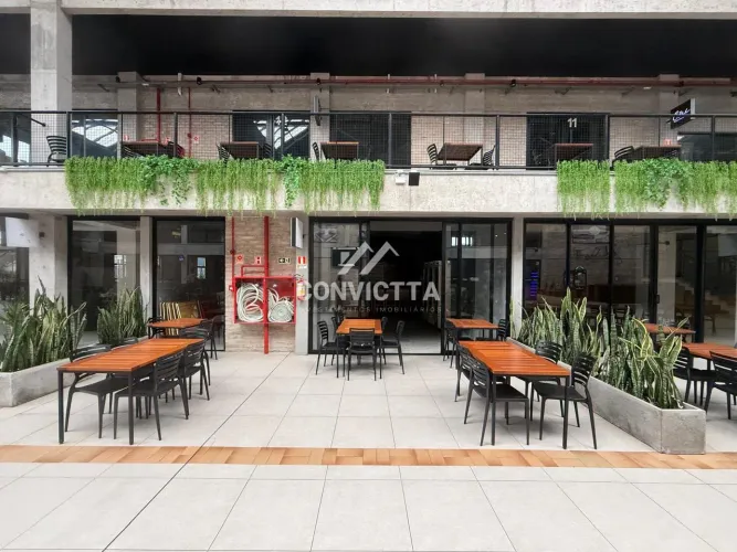 SALA COMERCIAL LOCALIZADA NO PÁTIO DA ESTAÇÃO EM SÃO PELEGRINO