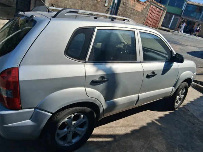 Hyundai Tucson 2.0 16V Aut. 2010