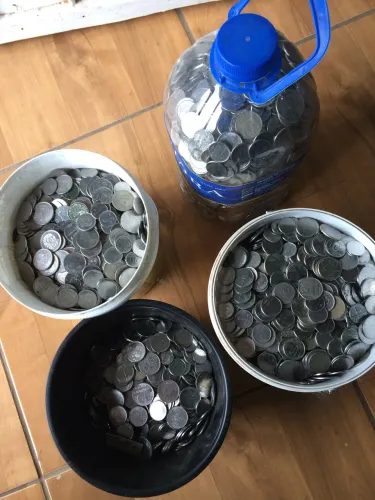 Moedas antigas de aço do Brasil