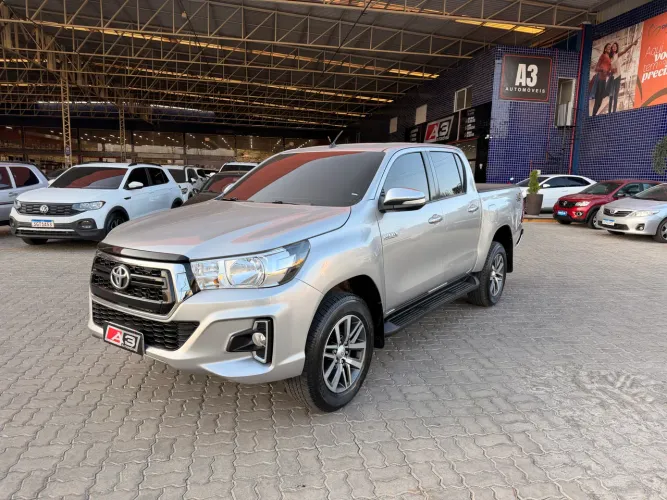 Toyota Hilux CD SRV 4X4 2.8 TDI Diesel Aut. 2020