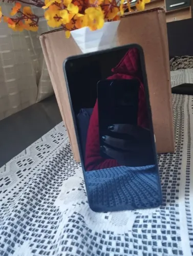 Celular Redmi note 9 usado + capinha 