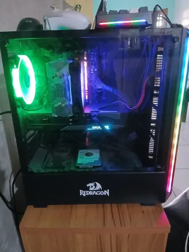 PC Gamer Ryzen 5 5600G + RX 7600 8GB | 16GB RAM | SSD 1TB