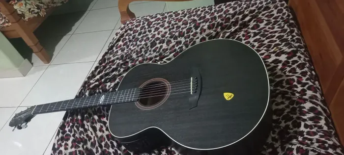 Violao strinberg sj200 tos cor tabaco