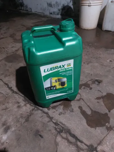 Lubrificante mineral multiviscoso para motores a diesel