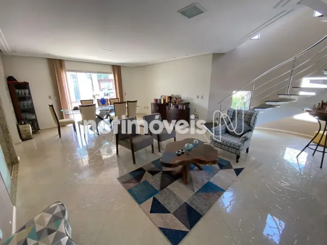 Casa de 390m²;, lote de 479m²;, 4 qtos, 2 suítes, hidromassagem, varanda - R$: 1.650.000