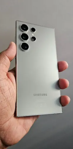 Samsung Galaxy S24 Ultra 256GB - Titânio Cinza