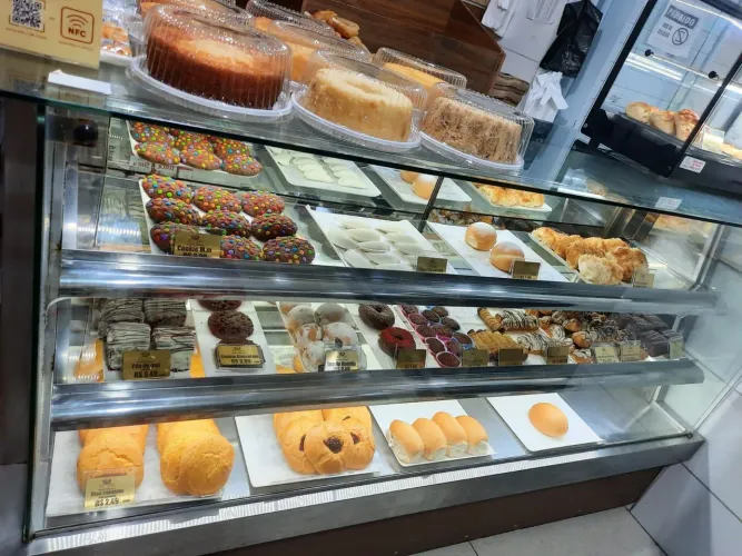 Vitrine de pães e doces para Padaria!