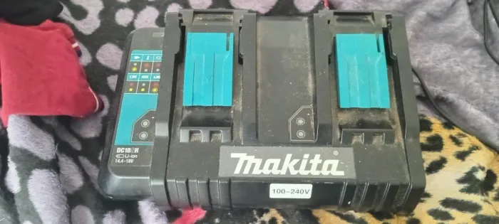 Carregador da makita