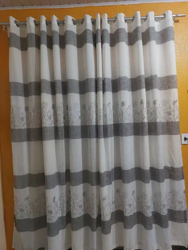 Cortina de varão * 