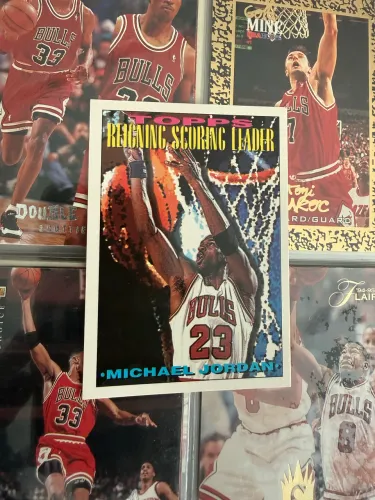 Michael Jordan 1993-94 Topps #384 ?Reigning Scoring Leader