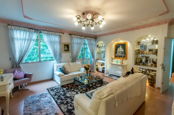 Apartamento 188m² na 9 de Julho - entre Jardins e Itaim, 3 dormitórios e 2 vagas