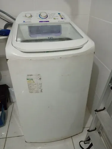 VENDO MÁQUINA DE LAVAR