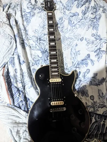 Guitarra Les Paul CLP 79 Custom Strinberg 