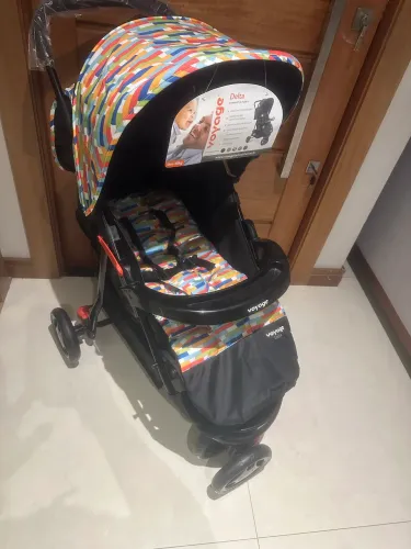 CARRINHO DE BEBÊ VOYAGE NOVO SEM USO
