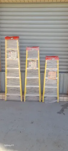 ESCADA DE FIBRA TESOURA A PARTIR DE R$ 329,90