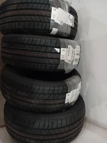 Pneu 235/55 18