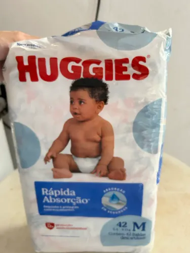 Fralda Huggies M
