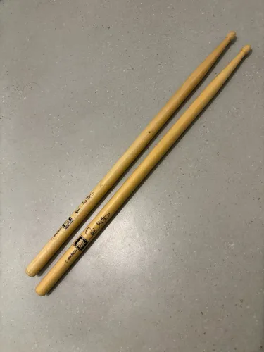 Par de baquetas para bateria