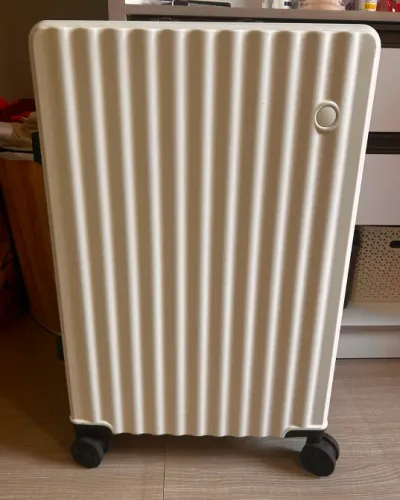 Mala Grande de Viagem 23kg Rígida com 4 Rodas e Cadeado Integrado