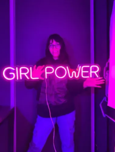 Luminária Neon Led Girl Power 80x10cm