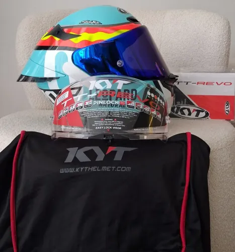 Capacete kyt tt revo/Novo + Brinde